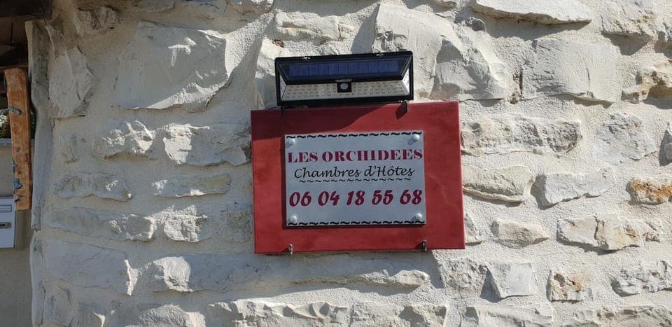 Property logo or sign, Logo/Certificate/Sign, Street view