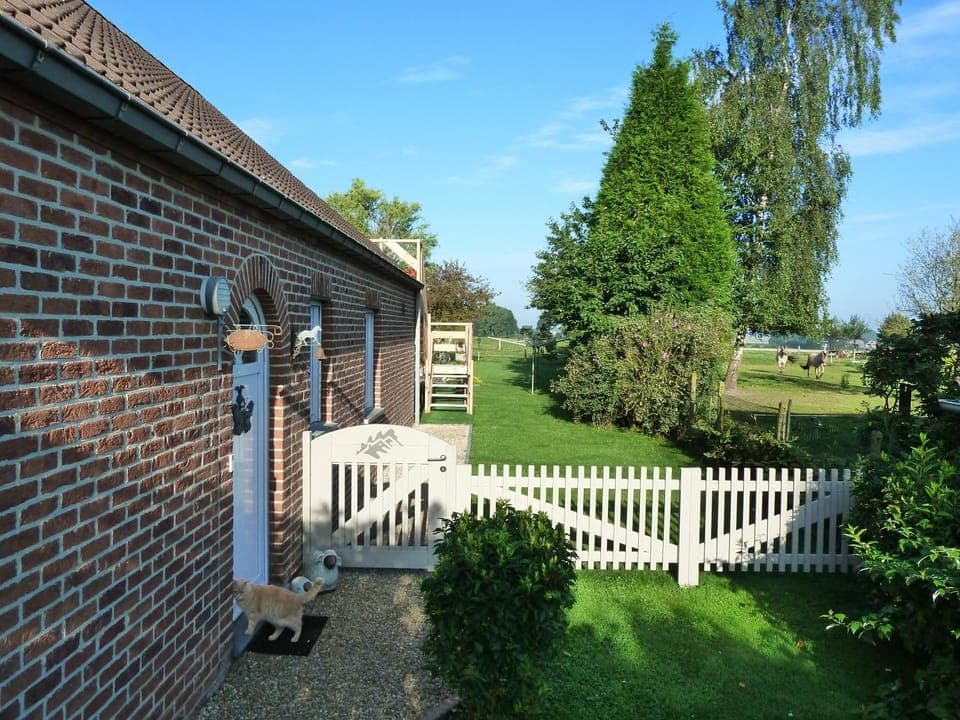 Facade/entrance, Garden view, Internal: Not applicable to any particular room