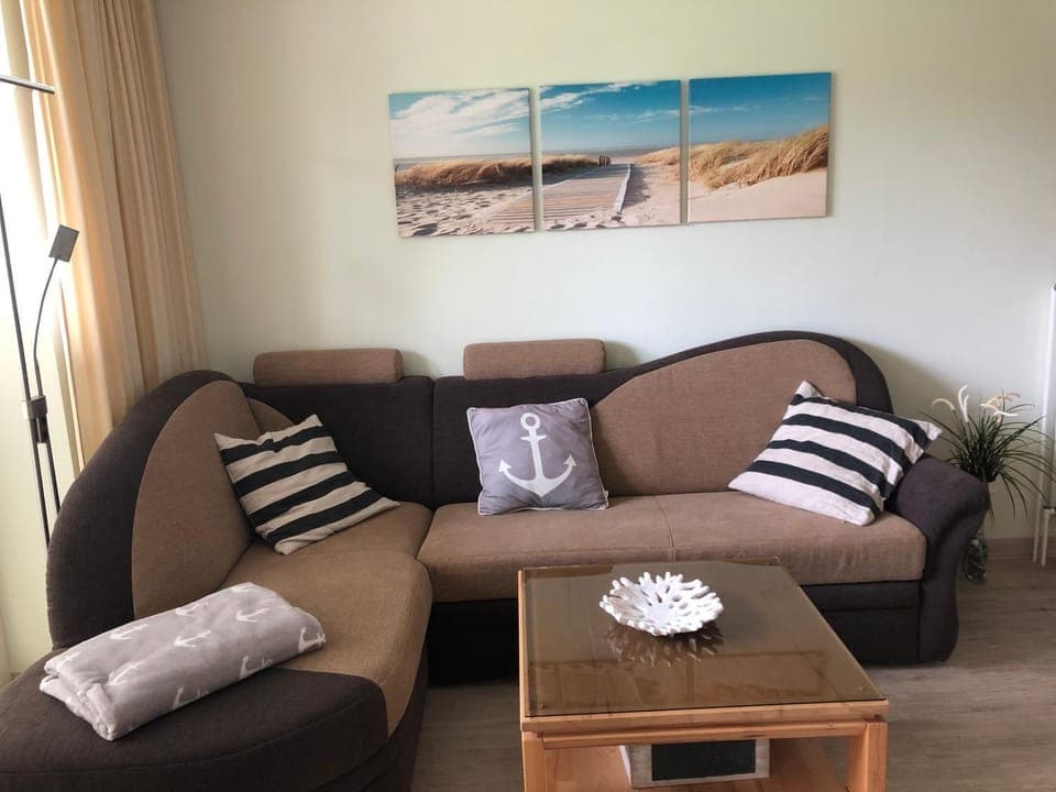 Living room, Photo of the whole room, Seating area