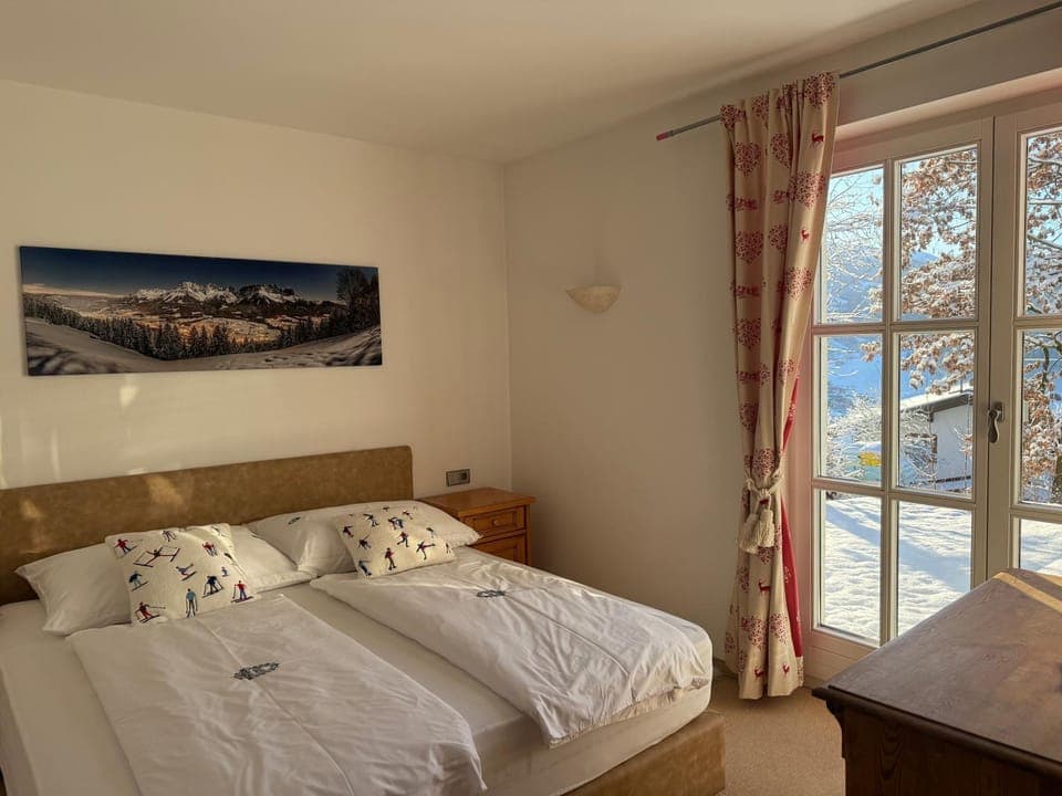 Bed, View (from property/room), Bedroom