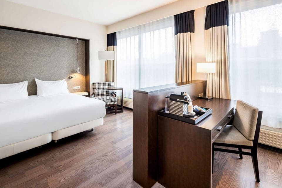 Photo of the whole room, Bedroom, On site