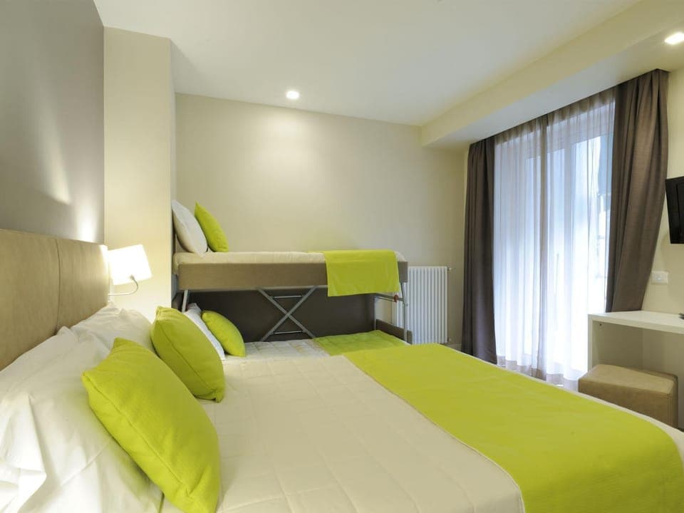 Balcony/Terrace, Bedroom, bunk bed