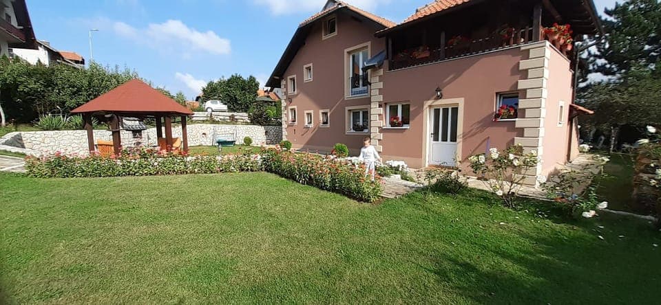 Property building, BBQ facilities, Garden