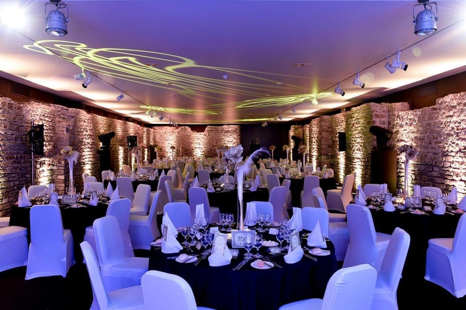 Meeting/conference room