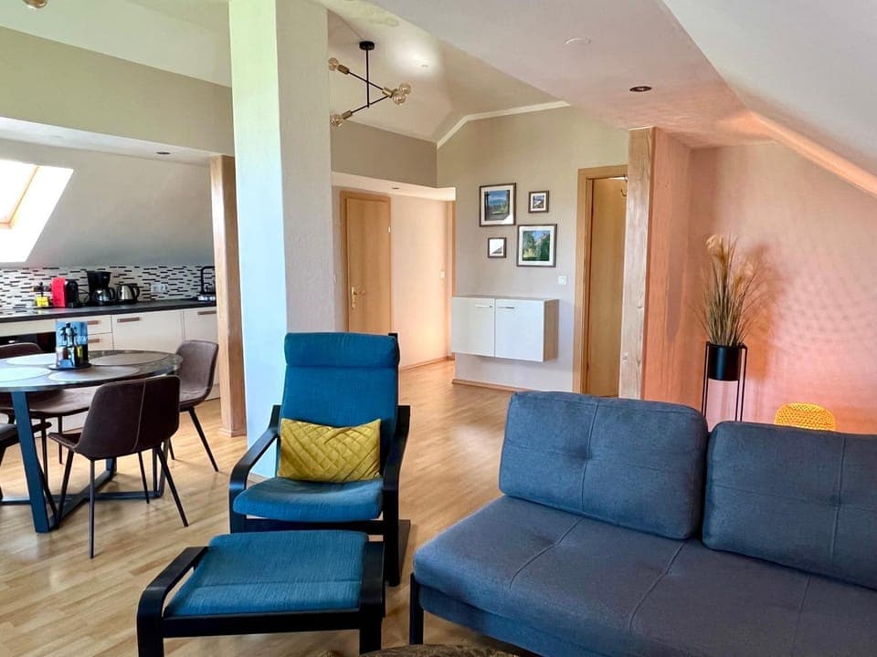 Communal lounge/ TV room, Living room, Dining area