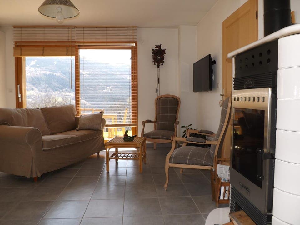 Spring, Summer, Living room