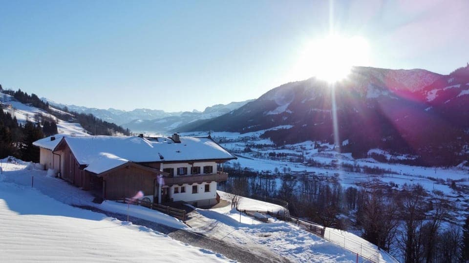 Property building, Day, Natural landscape, Winter, Mountain view, Sunrise