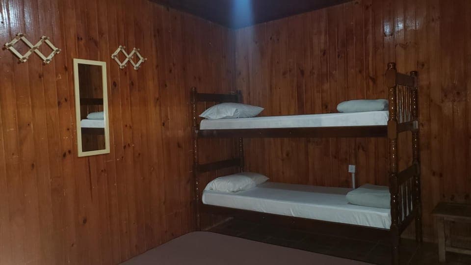 Wood house casa privada House in Angra dos Reis