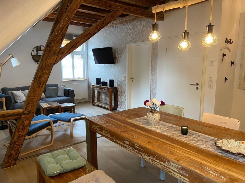 Living room, Seating area, Dining area