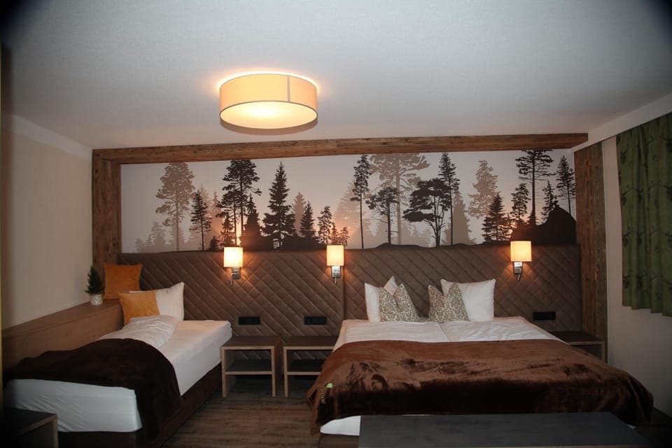 Bed, Photo of the whole room