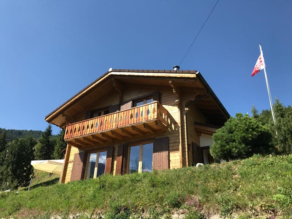 Facade/entrance, Natural landscape, Bird's eye view
