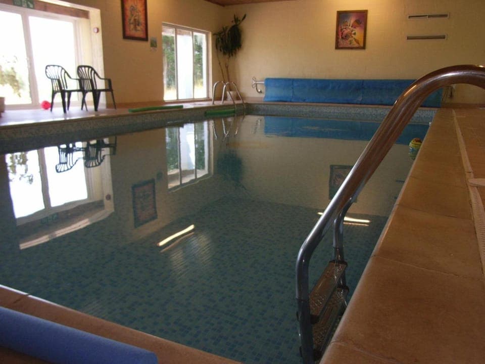 Swimming pool, Swimming pool