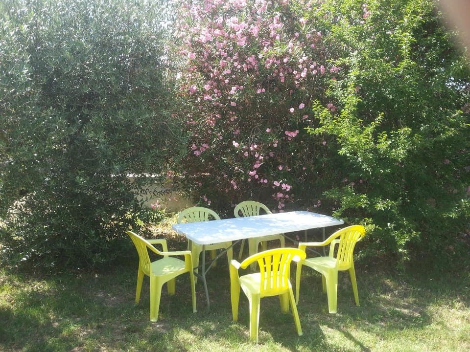 Banquet/Function facilities, Decorative detail, Garden view, Garden view