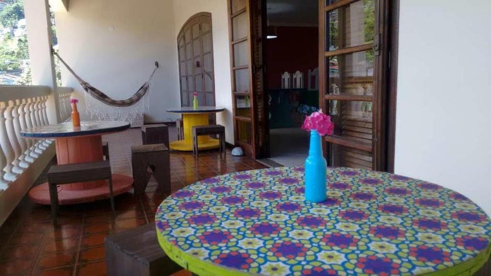 Le Monde Hostel - Suites e Camas Hostel in Angra dos Reis