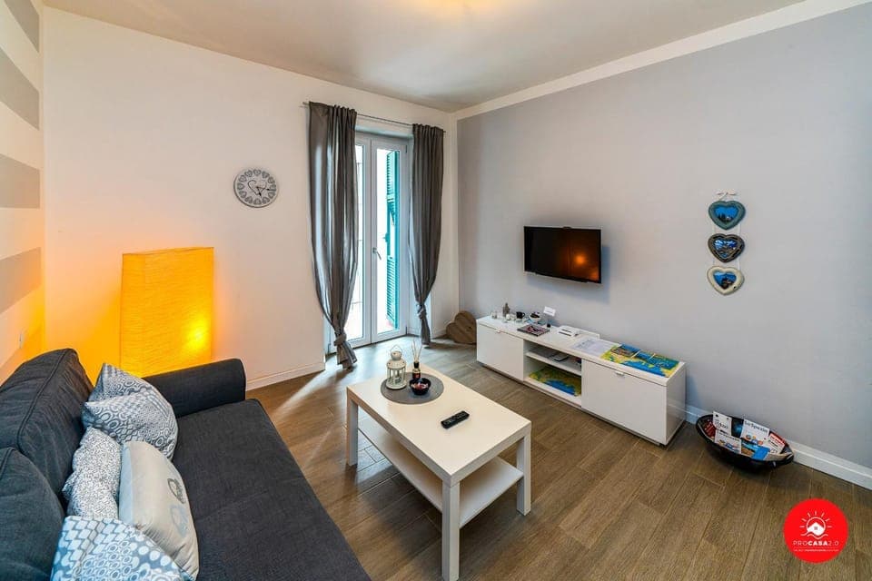 Communal lounge/ TV room, TV and multimedia, Living room, Seating area