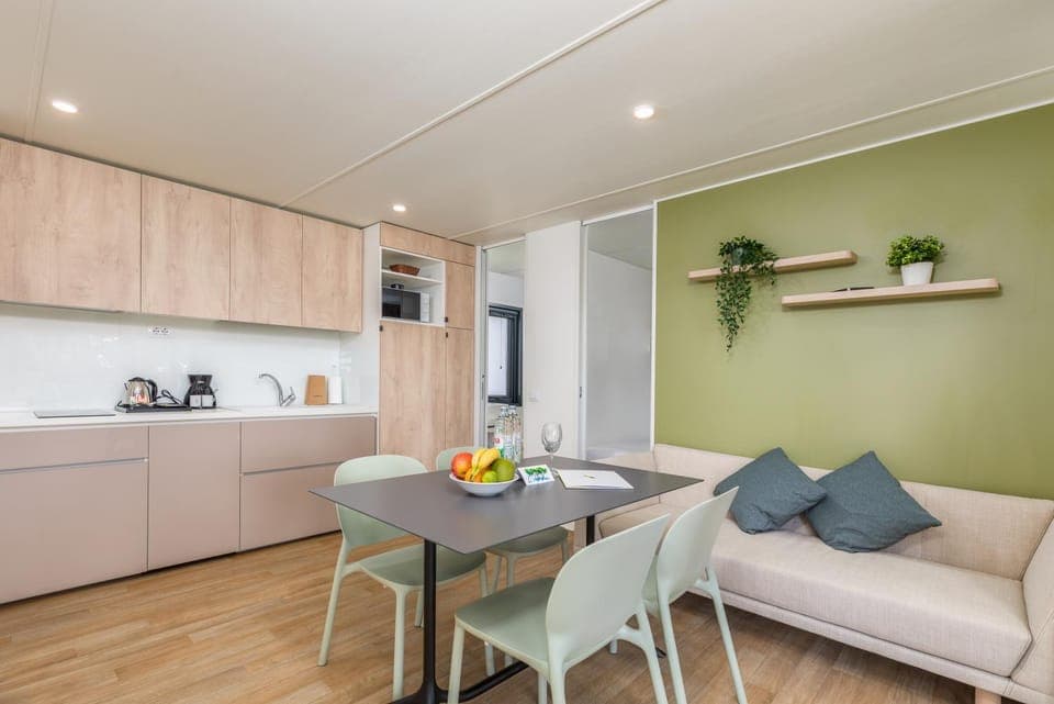 Living room, Decorative detail, kitchen