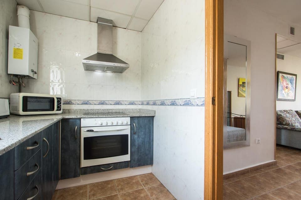Kitchen or kitchenette, minibar, pet friendly, stove