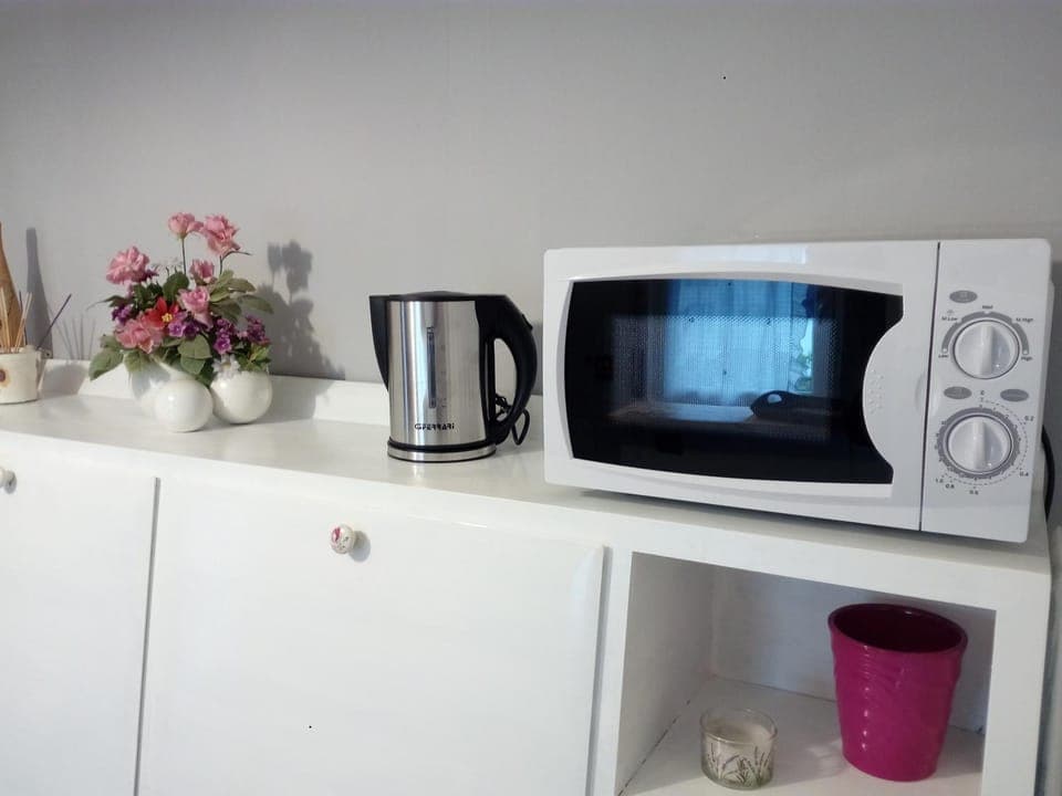 Coffee/tea facilities, Kitchen or kitchenette