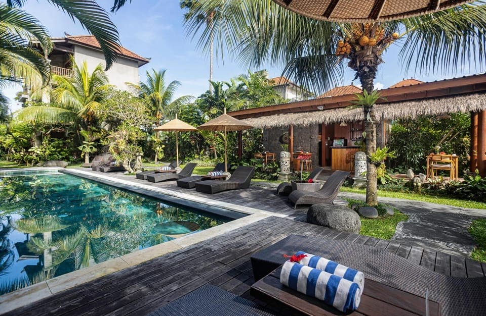 Pool view, Swimming pool