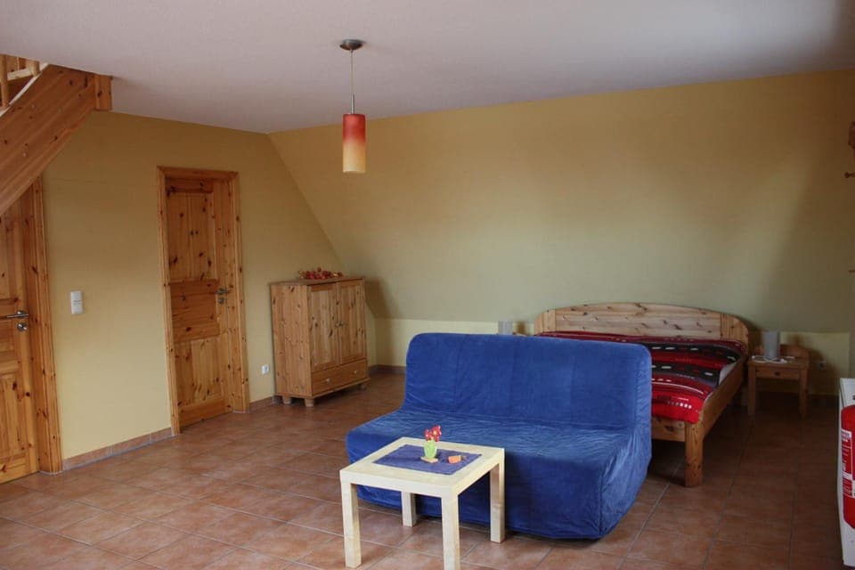 Living room, Photo of the whole room, Bedroom