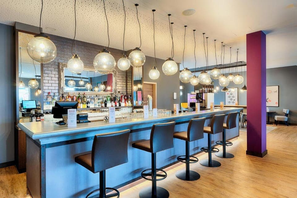 Lounge or bar