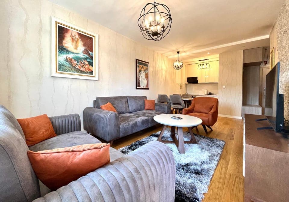 TV and multimedia, Living room, Seating area