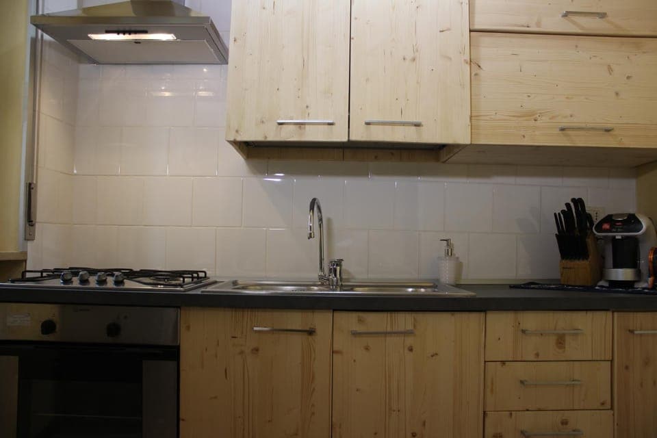 Coffee/tea facilities, Kitchen or kitchenette