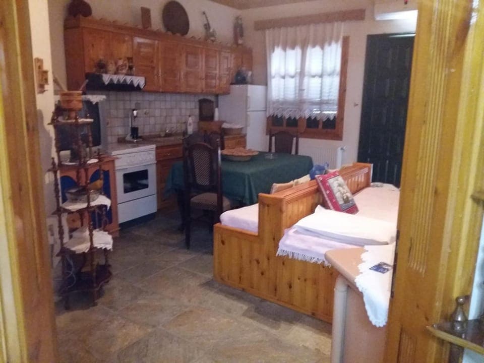 Kitchen or kitchenette, Living room, Seating area