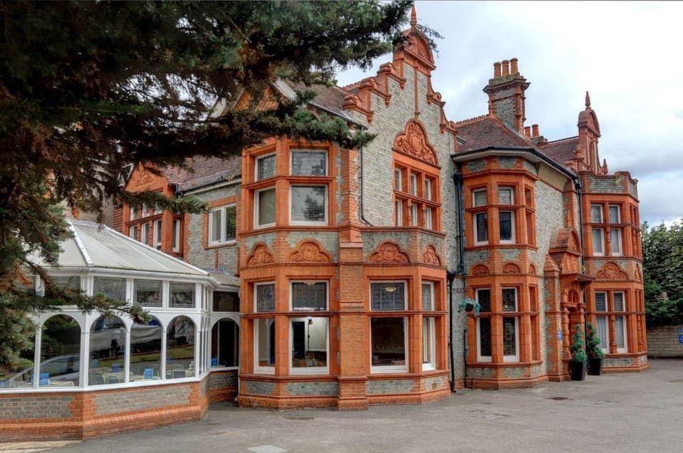 Property building, On site