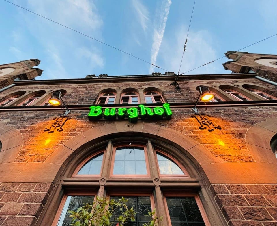 Property building, Day, Property logo or sign, Logo/Certificate/Sign