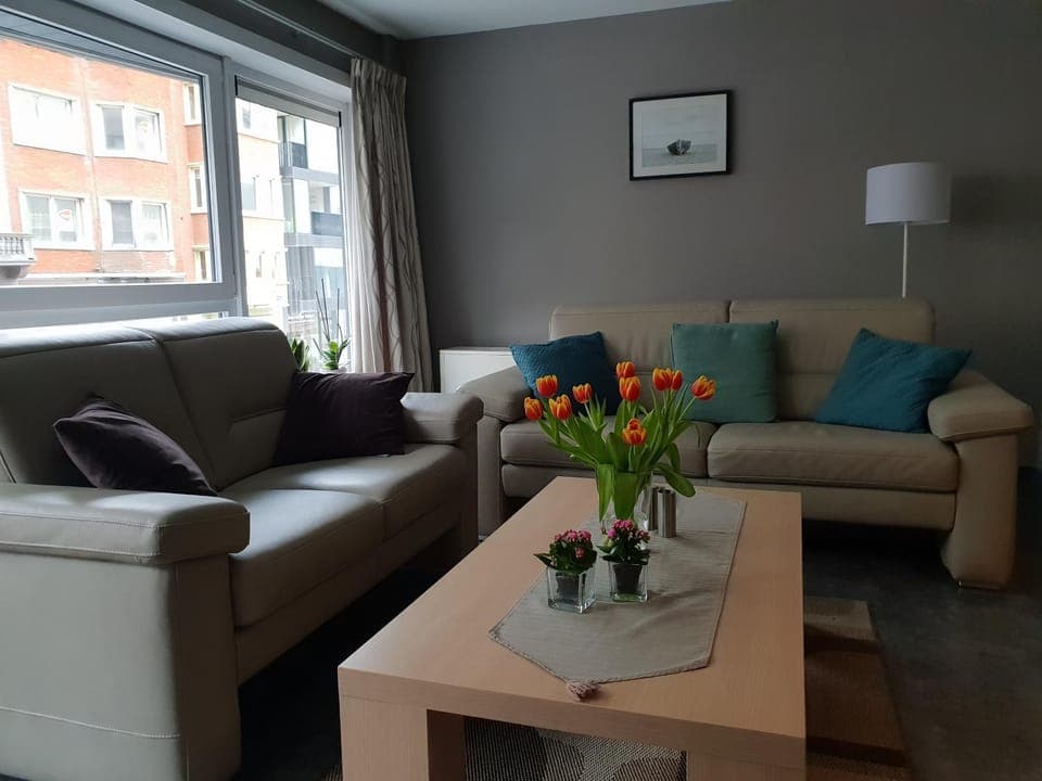 Property building, Decorative detail, On site