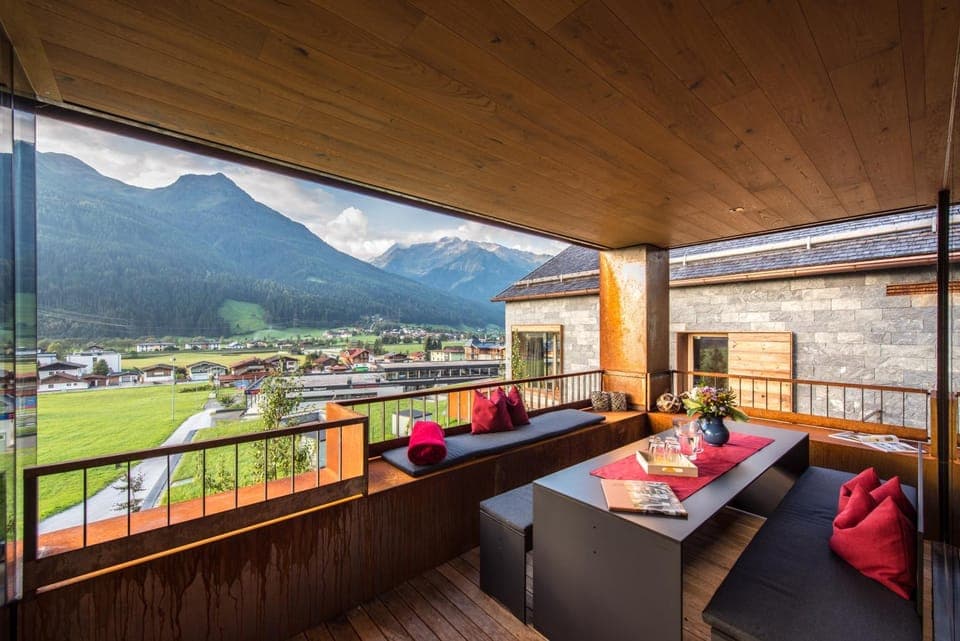 Balcony/Terrace, Balcony/Terrace