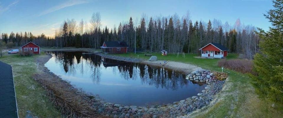 Neighbourhood, Natural landscape, Lake view