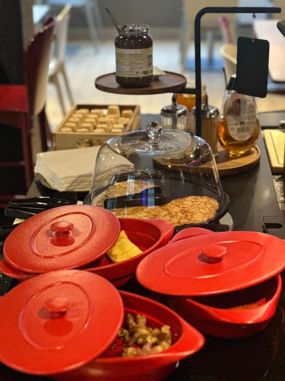 Food and drinks, Food, Breakfast, Buffet breakfast, Drinks