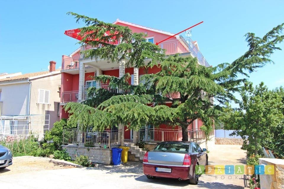Facade/entrance, Off site, Neighbourhood, Natural landscape, Bird's eye view, Location