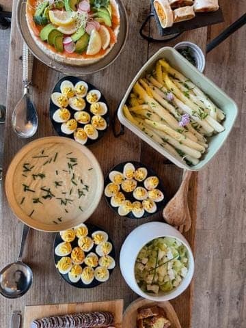 Food and drinks, Buffet breakfast, Dinner