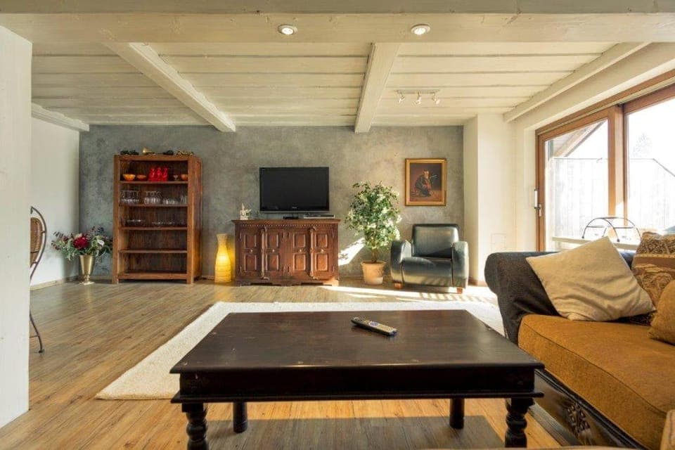 Photo of the whole room