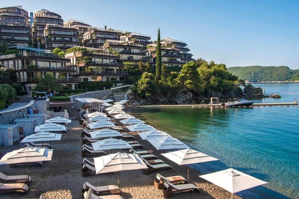 Property building, Beach