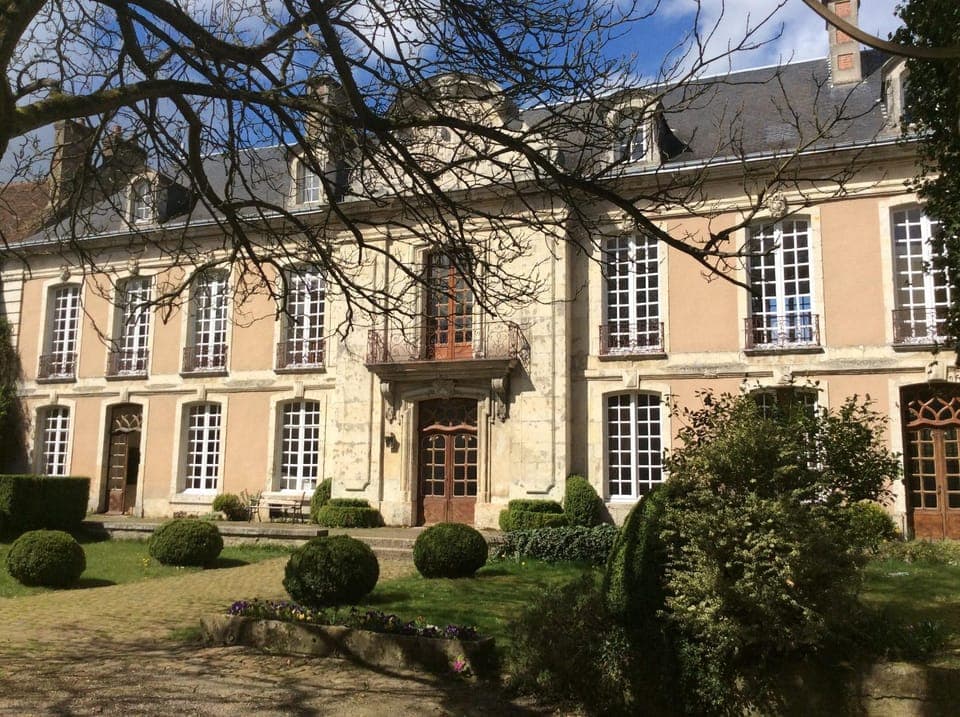 Facade/entrance, Garden