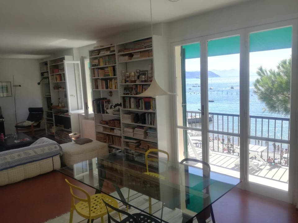 Living room, Dining area, Sea view