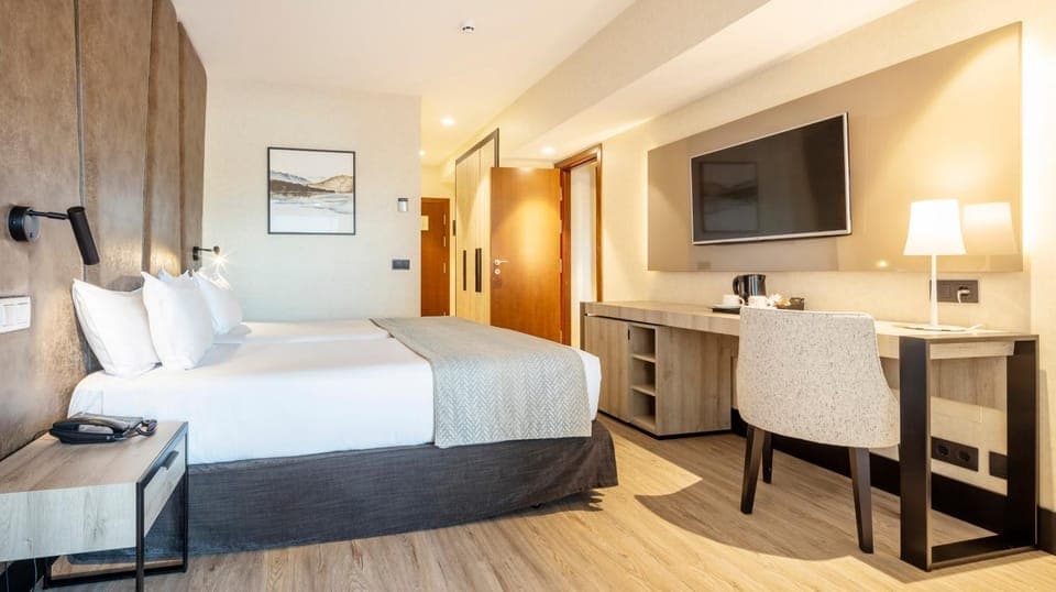 Photo of the whole room