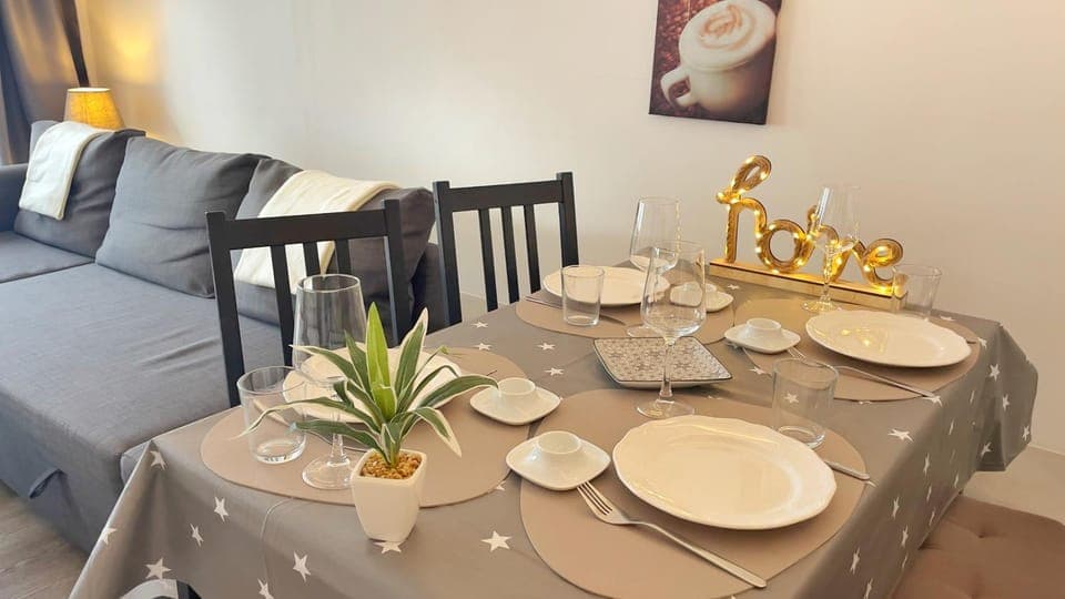 Living room, Dining area