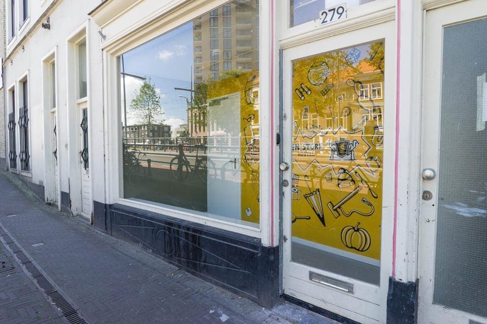 Property building, Facade/entrance