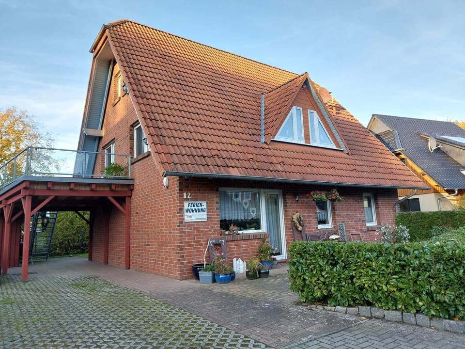 Property building, Street view