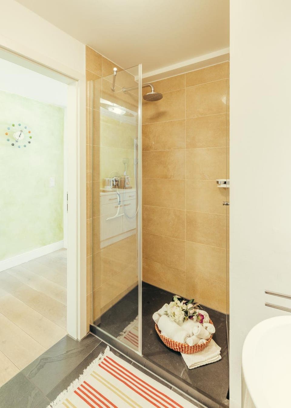 Shower, Bathroom, hair dryier, towels