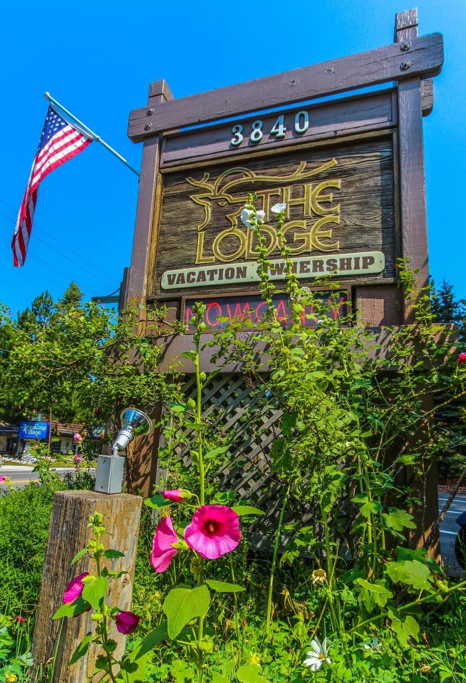 Facade/entrance, Spring, Summer