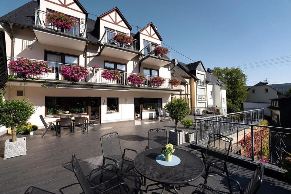 Property building, Balcony/Terrace