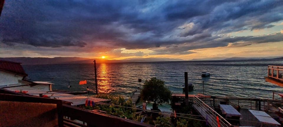 Balcony/Terrace, Lake view, Sunset