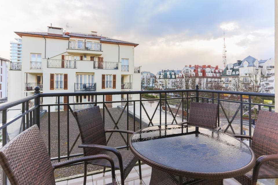 Balcony/Terrace, Seating area, City view