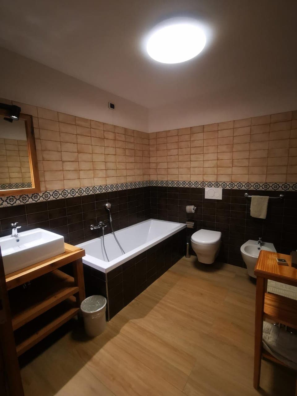 Toilet, Bathroom, Bath, bidet, towels